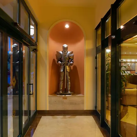 Miramare Queen Hotel