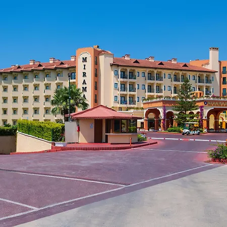 Miramare Queen Hotel Side